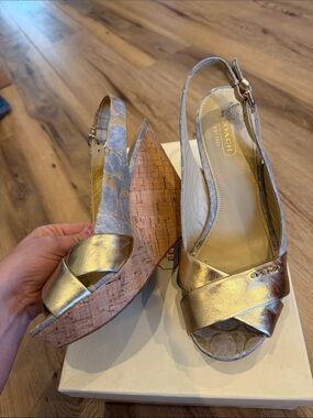 Coach Metallic Gold Cork Wedge Slingback Sandals W7.5